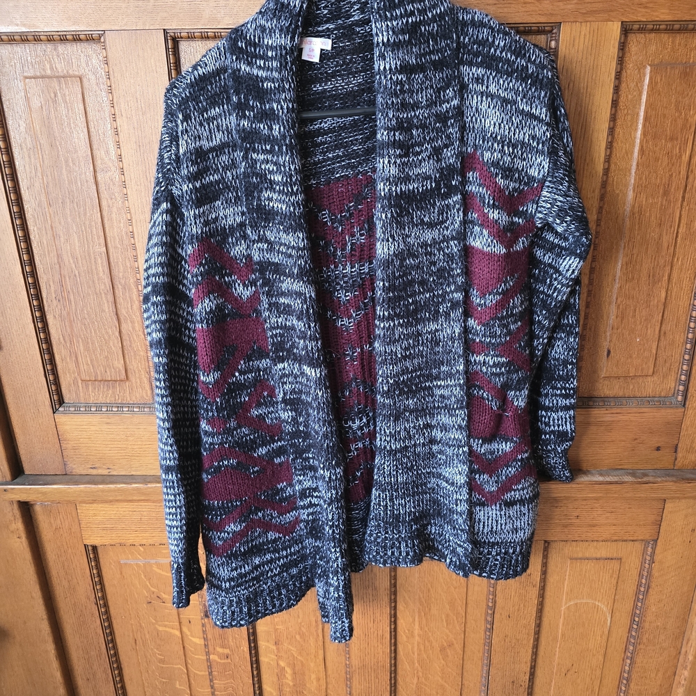 Xhilaration Black and Red Patterned Cardigan